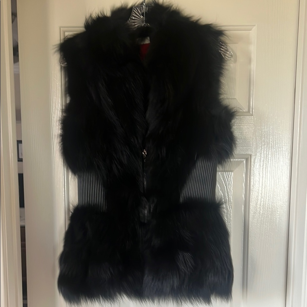 Annabelle Black Luxurious Fur Vest